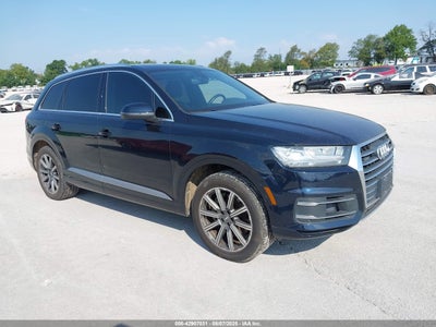 AUDI Q7 2017