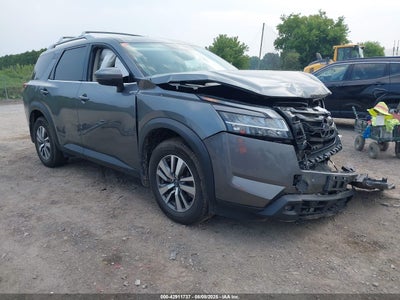NISSAN PATHFINDER 2022