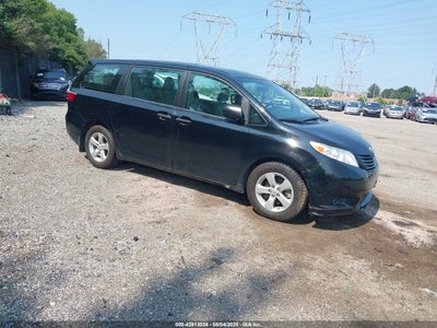 TOYOTA SIENNA 2015