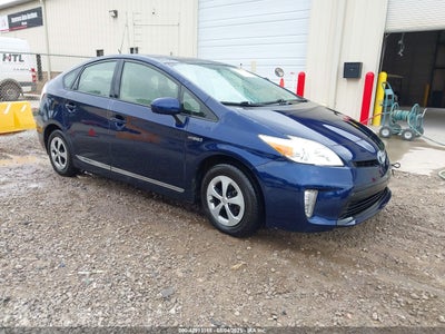 TOYOTA PRIUS 2014