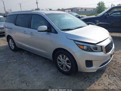 KIA SEDONA 2015