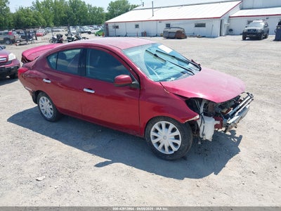 NISSAN VERSA 2014