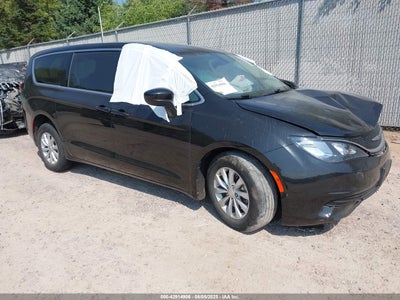 CHRYSLER PACIFICA 2017
