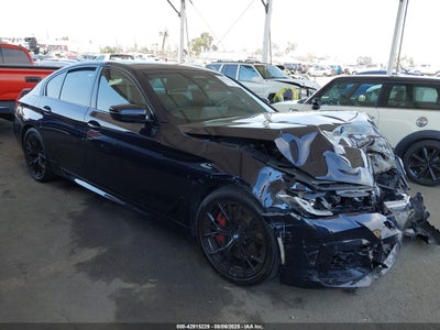 BMW M550 2022