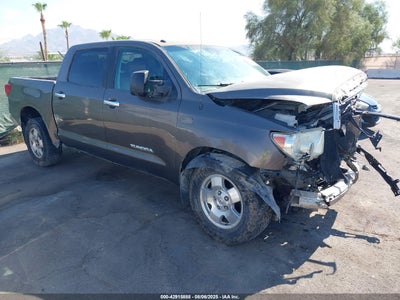 TOYOTA TUNDRA 2010
