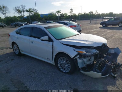 TOYOTA AVALON HYBRID 2015
