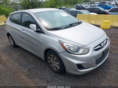 HYUNDAI ACCENT 2012