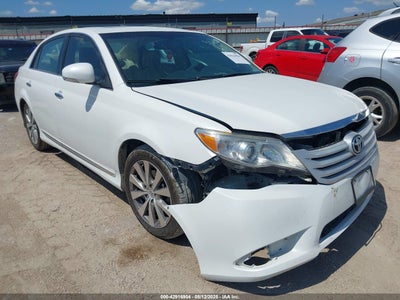 TOYOTA AVALON 2011