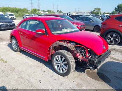 VOLKSWAGEN BEETLE 2014