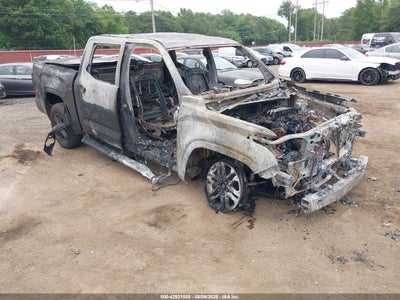 TOYOTA TUNDRA 2022
