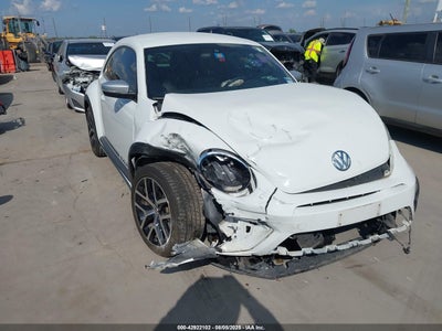 VOLKSWAGEN BEETLE 2016