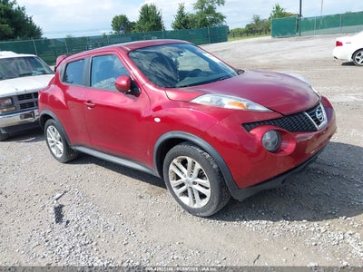 NISSAN JUKE 2011