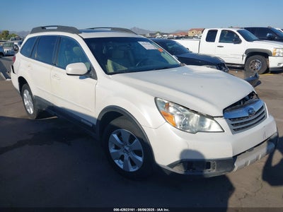 SUBARU OUTBACK 2012