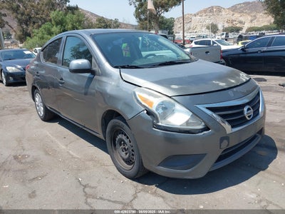 NISSAN VERSA 2016