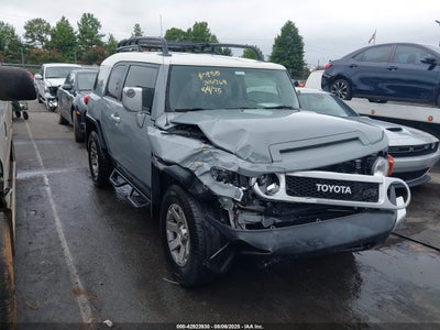 TOYOTA FJ CRUISER 2014