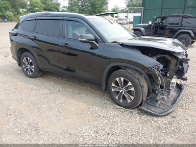 TOYOTA HIGHLANDER 2024