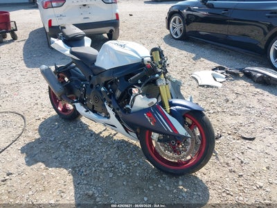 SUZUKI GSX-R750 2025