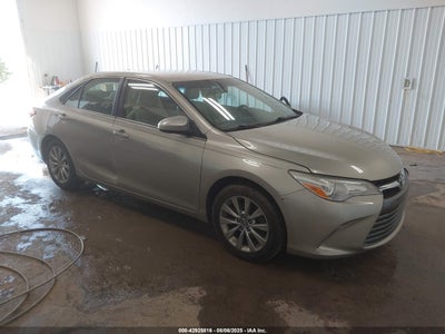 TOYOTA CAMRY 2015
