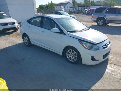 HYUNDAI ACCENT 2013