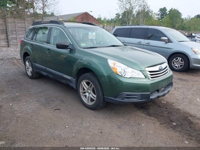 SUBARU OUTBACK 2011