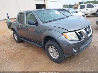NISSAN FRONTIER 2017