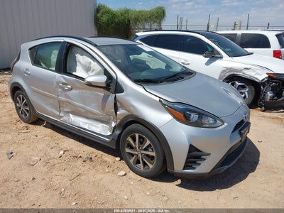 TOYOTA PRIUS C 2018