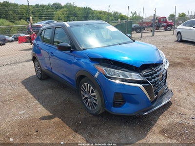 NISSAN KICKS 2023