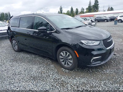 CHRYSLER PACIFICA HYBRID 2025