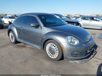 VOLKSWAGEN BEETLE 2013