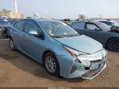 TOYOTA PRIUS 2017