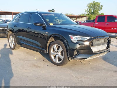 AUDI E-TRON 2019