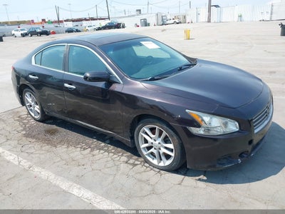 NISSAN MAXIMA 2010