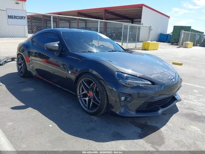 TOYOTA 86 2017