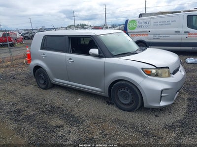 SCION XB 2011