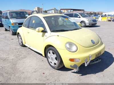 VOLKSWAGEN NEW BEETLE 2001