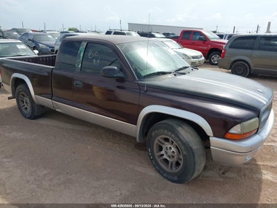 DODGE DAKOTA 2004
