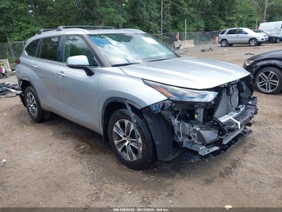 TOYOTA HIGHLANDER 2024