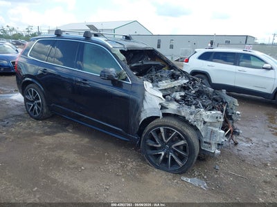 VOLVO XC90 2020