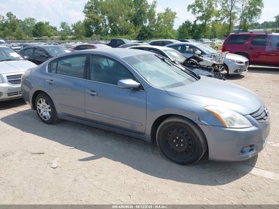 NISSAN ALTIMA 2010