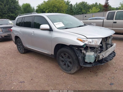 TOYOTA HIGHLANDER 2012