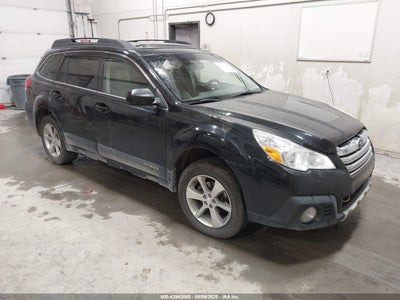 SUBARU OUTBACK 2013
