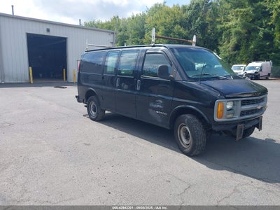CHEVROLET EXPRESS 2001