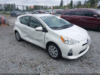 TOYOTA PRIUS C 2014
