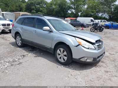SUBARU OUTBACK 2012