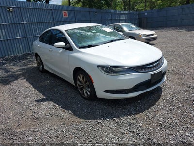 CHRYSLER 200 2016