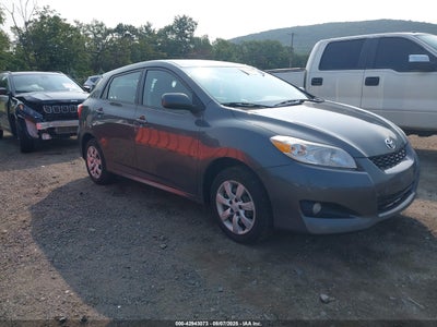 TOYOTA MATRIX 2011