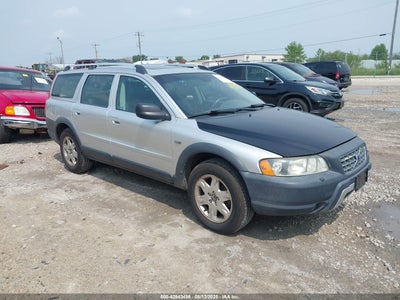 VOLVO XC70 2005