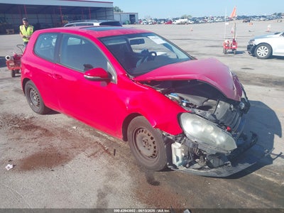 VOLKSWAGEN GOLF 2010