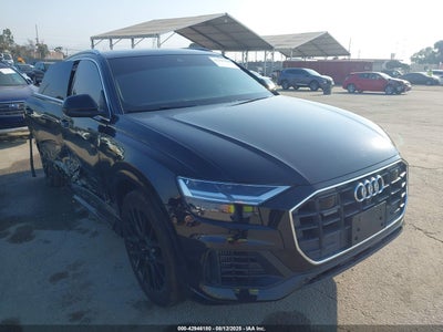 AUDI Q8 2019