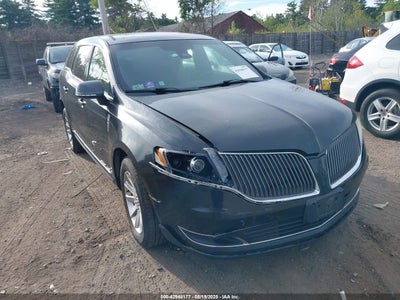 LINCOLN MKT 2013